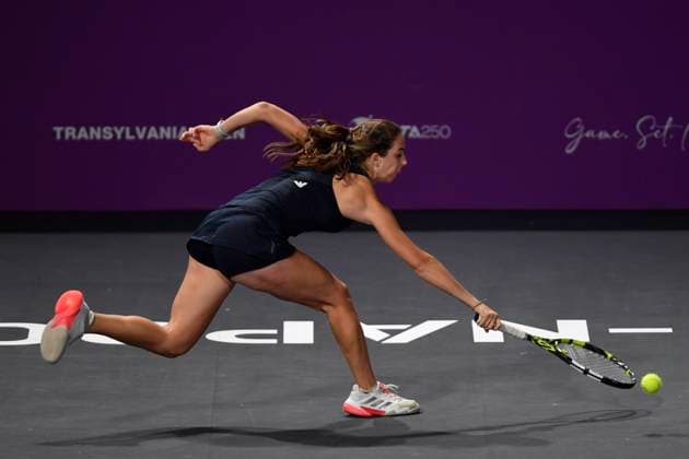 Transylvania Open - Victoriya Tomova v Mayar Sherif Lucia Bronzetti and Elisabeta Cocciaretto of Italy in action against Maja Chwalinska of Poland and Anastasia Detiuc of Czech Republic during the WTA, Tennis Damen Tour Transylvania Open match, in Cluj Napoca, Monday 03 February 2025. Alex Nicodim Imago Images Copyright: xAlexxNicodimx