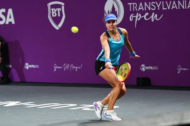 Transylvania Open 2025 - WTA, Tennis Damen 250 Tournament - Day 1 Viktoriya Tomova competes during the round of 32 of the Transylvania Open 2025, a WTA250 Tournament, at BT Arena in Cluj-Napoca, Romania, on February 3, 2025 Cluj-Napoca Romania  Copyright: xFlaviuxBuboix originalFilename:buboi-notitle250203_npI88.jpg