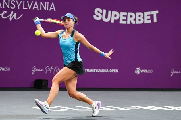 Transylvania Open 2025 - WTA, Tennis Damen 250 Tournament - Day 1 Viktoriya Tomova competes during the round of 32 of the Transylvania Open 2025, a WTA250 Tournament, at BT Arena in Cluj-Napoca, Romania, on February 3, 2025 Cluj-Napoca Romania  Copyright: xFlaviuxBuboix originalFilename:buboi-notitle250203_npIUZ.jpg