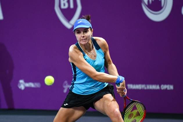 Transylvania Open 2025 - WTA, Tennis Damen 250 Tournament - Day 1 Viktoriya Tomova competes during the round of 32 of the Transylvania Open 2025, a WTA250 Tournament, at BT Arena in Cluj-Napoca, Romania, on February 3, 2025 Cluj-Napoca Romania  Copyright: xFlaviuxBuboix originalFilename:buboi-notitle250203_npOZu.jpg
