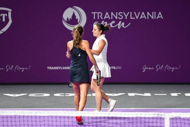 Transylvania Open 2025 - WTA, Tennis Damen 250 Tournament - Day 1 Elisabetta Cocciaretto and Lucia Bronzetti compete during the round of 32 of the Transylvania Open 2025, a WTA250 Tournament, at BT Arena in Cluj-Napoca, Romania, on February 3, 2025 Cluj-Napoca Romania  Copyright: xFlaviuxBuboix originalFilename:buboi-notitle250203_npKjK.jpg