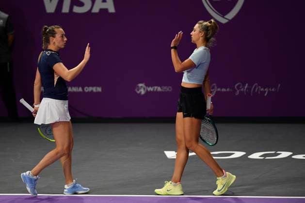 Transylvania Open - Victoriya Tomova v Mayar Sherif Jacqueline Cristian and Angelica Moratelli of Italy in action against Sabrina Sanataria of United States and Monica Niculescu of Romania during the WTA, Tennis Damen Tour Transylvania Open double match, in Cluj Napoca, Monday 03 February 2025. Alex Nicodim Imago Images Copyright: xAlexxNicodimx