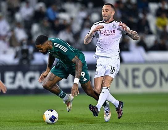 AFC CHAMPIONS LEAGUE ELITE, AL SADD SC (QTR) v AL AHLI SAUDI FC (KSA) Guilherme Torres (R) of Al Sadd SC and Ivan Toney of Al Ahli SFC in action during the AFC Champions League elite west football match between Qatar s Al Sadd SC and Saudi Arabia s Al Ahli SFC at Jassim Bin Hamad Stadium in Doha, Qatar, on February 03, 2024. DOHA Qatar Copyright: xNAUSHADx