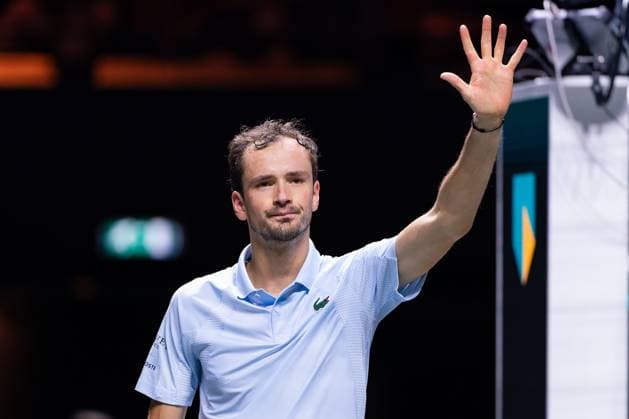 2025-02-03 ABN AMRO Open Day One ROTTERDAM, NETHERLANDS - FEBRUARY 3: Daniil Medvedev of Russia applauds for the fans during Day One of the ABN AMRO Open at Rotterdam Ahoy on February 3, 2025 in Rotterdam, Netherlands. (Photo by Joris Verwijst BSR Agency) Rotterdam Netherlands Content not available for redistribution in The Netherlands directly or indirectly through any third parties. Copyright: xBSRxAgencyx