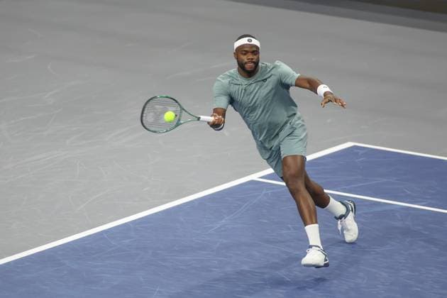 FRISCO, TX - FEBRUARY 03: Frances Tiafoe (USA) hits a forehand during the first round of the Dallas Open on February 3, 2025, at Ford Center at The Star in Frisco, TX. (Photo by George Walker Icon Sportswire) TENNIS: FEB 03 Dallas Open EDITORIAL USE ONLY Icon250203066