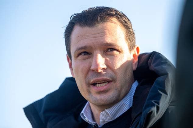 Football, Men, Season 2024 25, 2 Bundesliga, Hertha BSC, Training, Media round with sports director Benjamin Weber Hertha BSC , 04 02 2025, Copyright: xSebastianxRäppold MatthiasxKochx