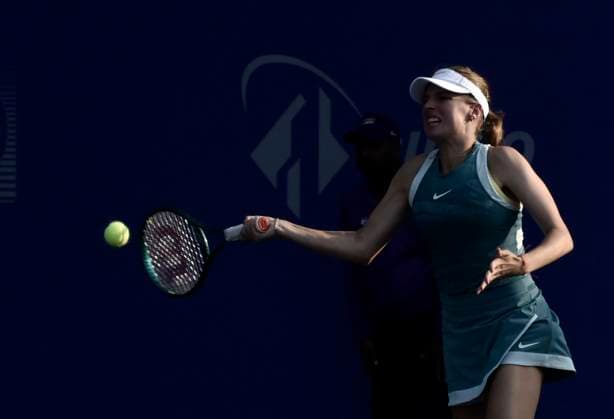 WTA, Tennis Damen Mumbai Open 2025 Tennis player Linda Fruhvirtova competes during round 32 of the Mumbai Open, WTA 125 tour, in Mumbai, India, on February 4, 2025. Mumbai India  Copyright: xIndranilxAdityax originalFilename:aditya-notitle250204_npb1J.jpg