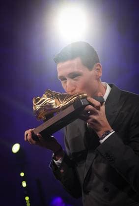 Club s Hans Vanaken celebrates after winning the Golden Shoe at the 71st edition of the Golden Shoe award ceremony, in Middelkerke, Tuesday 04 February 2025. The Golden Shoe (Gouden Schoen Soulier d Or) is an award for the best soccer player of the Belgian Jupiler Pro League championship during the calendar year 2024. VIRGINIExLEFOUR x111768534x