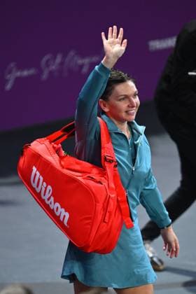 Simona Halep - Lucia Bronzetti, Transylvania Open 2025 Simona Halep of Romania competes against Lucia Bronzetti of Italy during the WTA, Tennis Damen Tour Transylvania Open singles match in Cluj Napoca, Romania, on February 4, 2025. Cluj-Napoca Romania  Copyright: xAlexxNicodimx originalFilename:nicodim-clujnapo250204_npGhN.jpg