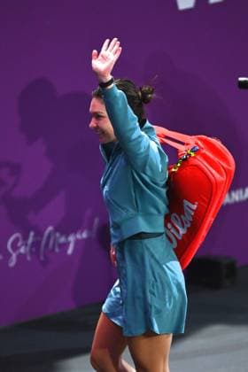 Simona Halep - Lucia Bronzetti, Transylvania Open 2025 Simona Halep of Romania competes against Lucia Bronzetti of Italy during the WTA, Tennis Damen Tour Transylvania Open singles match in Cluj Napoca, Romania, on February 4, 2025. Cluj-Napoca Romania  Copyright: xAlexxNicodimx originalFilename:nicodim-clujnapo250204_npVfD.jpg