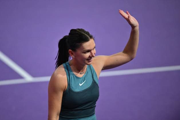 Simona Halep - Lucia Bronzetti, Transylvania Open 2025 Simona Halep of Romania competes against Lucia Bronzetti of Italy during the WTA, Tennis Damen Tour Transylvania Open singles match in Cluj Napoca, Romania, on February 4, 2025. Cluj-Napoca Romania  Copyright: xAlexxNicodimx originalFilename:nicodim-clujnapo250204_np9b9.jpg