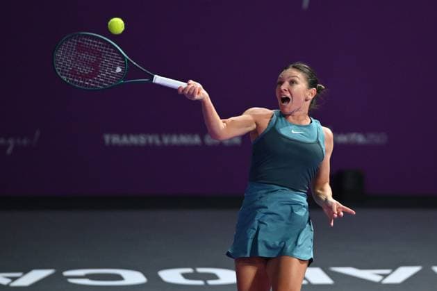 Simona Halep - Lucia Bronzetti, Transylvania Open 2025 Simona Halep of Romania competes against Lucia Bronzetti of Italy during the WTA, Tennis Damen Tour Transylvania Open singles match in Cluj Napoca, Romania, on February 4, 2025. Cluj-Napoca Romania  Copyright: xAlexxNicodimx originalFilename:nicodim-clujnapo250204_npGrU.jpg