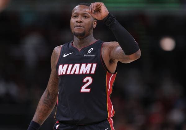 CHICAGO, IL - FEBRUARY 04: Terry Rozier 2 of the Miami Heat during the second half against the Chicago Bulls on February 4, 2025 at the United Center in Chicago, Illinois. (Photo by Melissa Tamez Icon Sportswire) NBA, Basketball Herren, USA FEB 04 Heat at Bulls EDITORIAL USE ONLY Icon250204108