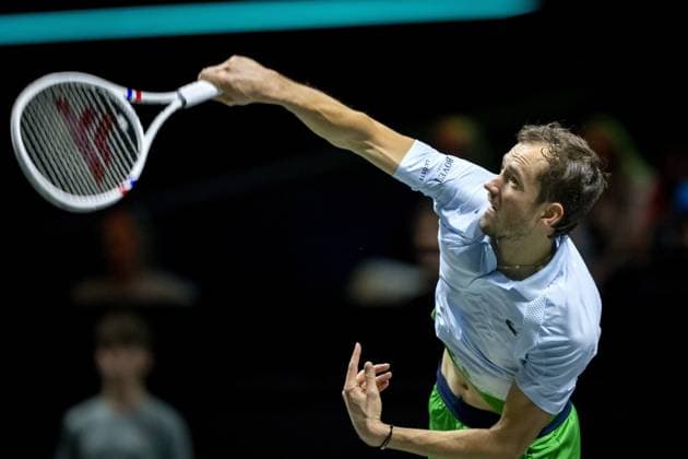 ROTTERDAM - Daniil Medvedev (RUS) in action against Mattia Bellucci (ITA) on the third day of the ABN AMRO Open tennis tournament in Ahoy. ANP SANDER KING ABN AMRO Open - Day Three 2025 xVIxANPxSportx xxANPxIVx 519204661 originalFilename: 519204661.jpg