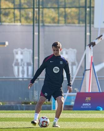 FC Barcelona, Barca Training Session Ahead Of Copa Del Rey Round Of 16 Clash Against Valencia Gavi trains separately from the group during FC Barcelona s session at the Johan Cruyff Stadium as he continues his recovery from a head injury sustained in the last match against Alaves. Barcelona Spain  Copyright: xLeonardoxGerzonx originalFilename:gerzon-notitle250205_nps9O.jpg