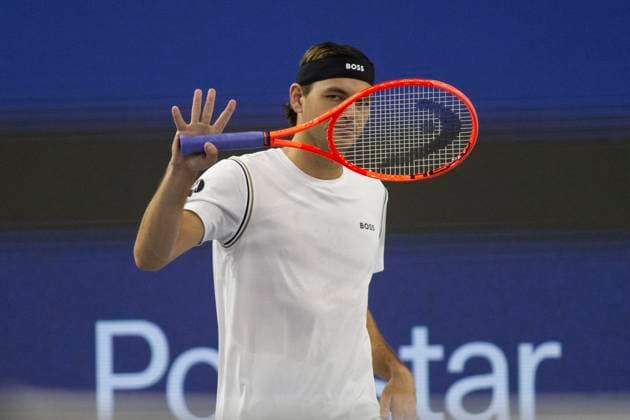 February 5, 2025, Frisco, Texas, USA: TAYLOR FRITZ (USA) waves a singles match against ARTHUR RINDERKNECH (FRA) during day five of the 2025 Dallas Open at the Star in Frisco, TX. TAYLOR FRITZ (USA) defeated ARTHUR RINDERKNECH (CZE), 6:4, 6:2. Frisco USA - ZUMAh193 20250205_zsp_h193_076 Copyright: xDanielxMcGregor-Huyerx