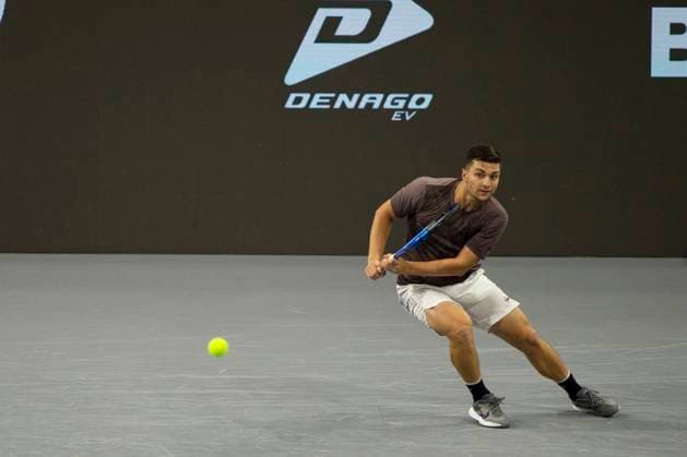 February 5, 2025, Frisco, Texas, USA: MIOMIR KECMANOVIC (SRB) returns with a forehand in a singles match against DENIS SHAPOVALOV (CAN) during day five of the 2025 Dallas Open at the Star in Frisco, TX. DENIS SHAPOVALOV (CAN) defeated MIOMIR KECMANOVIC (SRB), 6:3, 6:7, 6:3. Frisco USA - ZUMAh193 20250205_zsp_h193_092 Copyright: xDanielxMcGregor-Huyerx
