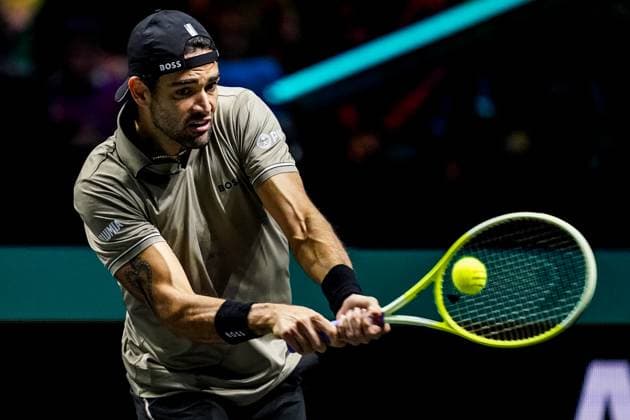ROTTERDAM, NETHERLANDS - FEBRUARY 5: Matteo Berrettini of Italy plays a backhand in his Men s Singles First Round match against Tallon Griekspoorof the Netherlands during day three of the ABN AMRO Open at the Rotterdam Ahoy on February 5, 2025 in Rotterdam, Netherlands. (Photo by Rene Nijhuis) SPO  Copyright: xRenexNijhuis