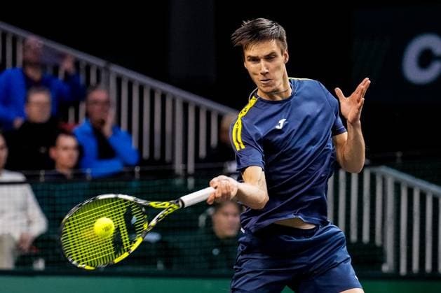 ROTTERDAM, NETHERLANDS - FEBRUARY 5: Fabian Marozsan of Hungary plays a forehand in his Men s Singles First Round match against Jan-Lennard Struff of Germany during day three of the ABN AMRO Open at the Rotterdam Ahoy on February 5, 2025 in Rotterdam, Netherlands. (Photo by Rene Nijhuis) SPO  Copyright: xRenexNijhuis