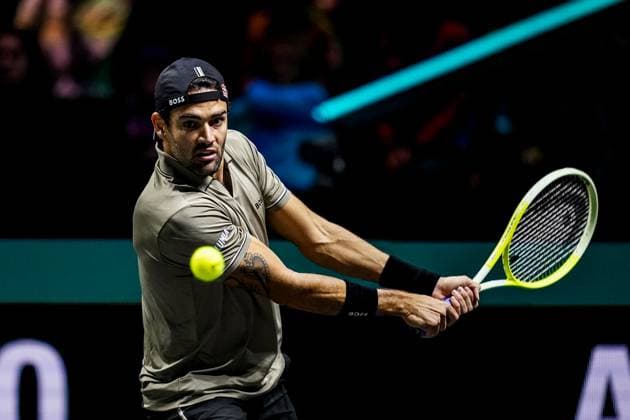 ROTTERDAM, NETHERLANDS - FEBRUARY 5: Matteo Berrettini of Italy plays a backhand in his Men s Singles First Round match against Tallon Griekspoorof the Netherlands during day three of the ABN AMRO Open at the Rotterdam Ahoy on February 5, 2025 in Rotterdam, Netherlands. (Photo by Rene Nijhuis) SPO  Copyright: xRenexNijhuis