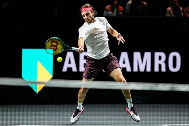 ROTTERDAM, NETHERLANDS - FEBRUARY 6: Stefanos Tsitsipas of Greece plays a forehand in his Men s Singles Second Round match against match against Tallon Griekspoor of the Netherlands during day four of the ABN AMRO Open at the Rotterdam Ahoy on February 6, 2025 in Rotterdam, Netherlands. (Photo by Rene Nijhuis) SPO  Copyright: xRenexNijhuis