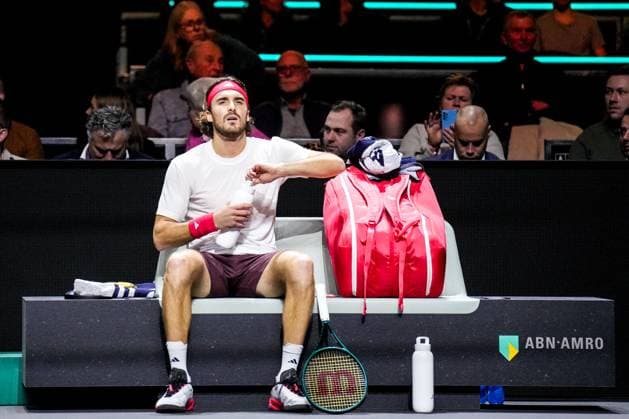 ROTTERDAM, NETHERLANDS - FEBRUARY 6: Stefanos Tsitsipas of Greece sits on his bench during the change of end in his Men s Singles Second Round match against Tallon Griekspoor of the Netherlands during day four of the ABN AMRO Open at the Rotterdam Ahoy on February 6, 2025 in Rotterdam, Netherlands. (Photo by Rene Nijhuis) SPO  Copyright: xRenexNijhuis
