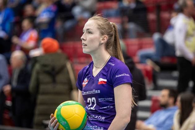 Karolina Fedorek KS DevelopRes Rzeszow, 22 GER, Allianz MTV Stuttgart vs KS DevelopRes Rzeszow, Volleyball, CEV Volleyball Champions League, Volleyball CL, VCL, Final round, round of 16, 2024 2025 season, 06 02 2025 GER, Allianz MTV Stuttgart vs KS DevelopRes Rzeszow, Volleyball, CEV Volleyball Champions League, Volleyball CL, VCL, Final round, round of 16, 2024 2025 season, 06 02 2025 Stuttgart Copyright: xSandyxDinkelackerx EP_SDR