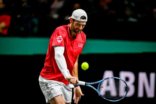 2025-02-06 ABN AMRO Open 2025 ROTTERDAM, NETHERLANDS - FEBRUARY 6: Andrea Vavassori of Italia competing in the Men s Singles during the ABN AMRO Open 2025 at Rotterdam Ahoy on February 6, 2025 in Rotterdam, Netherlands. Rotterdam Rotterdam Ahoy Netherlands Content not available for redistribution in The Netherlands directly or indirectly through any third parties. Copyright: xJanxKokx