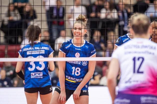 Pia Kaestner Allianz MTV Stuttgart, 18 at the net joy, smile GER, Allianz MTV Stuttgart vs KS DevelopRes Rzeszow, Volleyball, CEV Volleyball Champions League, Volleyball CL, VCL, final round, round of 16, season 2024 2025, 06 02 2025 GER, Allianz MTV Stuttgart vs KS DevelopRes Rzeszow, Volleyball, CEV Volleyball Champions League, Volleyball CL, VCL, final round, round of 16, season 2024 2025, 06 02 2025 Stuttgart Copyright: xSandyxDinkelackerx EP_SDR