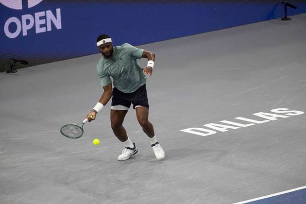 February 6, 2025, Frisco, Texas, USA: FRANCIS TIAFOE (USA) uses a forehand in a singles match against YOSHIHITO NISHIOKA (JAP) during day six of the 2025 Dallas Open at the Star in Frisco, TX. YOSHIHITO NISHIOKA (JPN) defeated FRANCIS TIAFOE (USA), 3:6, 6:4, 6:4. Frisco USA - ZUMAh193 20250206_zsp_h193_019 Copyright: xDanielxMcGregor-Huyerx