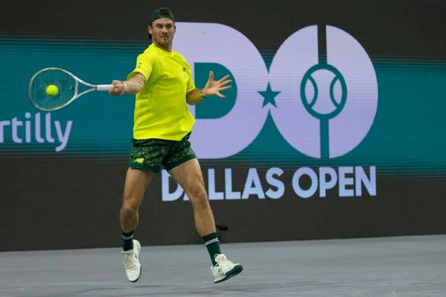 February 6, 2025, Frisco, Texas, USA: TOMMY PAUL (USA) returns with a forehand in a singles match against ETHAN QUINN (USA) during day six of the 2025 Dallas Open at the Star in Frisco, TX. TOMMY PAUL (USA) defeated ETHAN QUINN (USA), 6:4, 5:7, 6:4. Frisco USA - ZUMAh193 20250206_zsp_h193_054 Copyright: xDanielxMcGregor-Huyerx