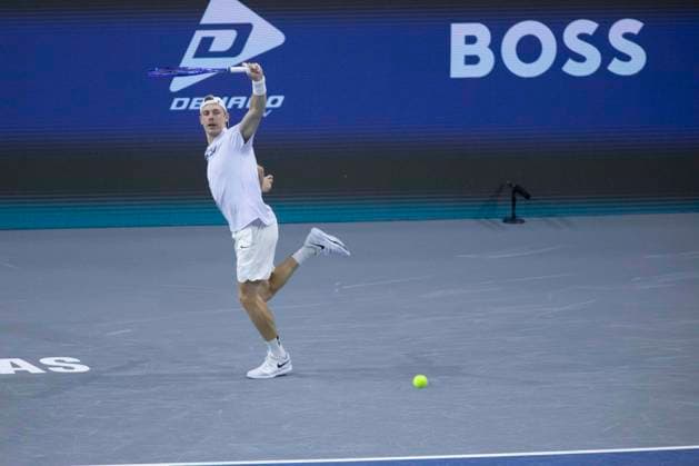 February 7, 2025, Frisco, Texas, USA: DENIS SHAPOVALOV (CAN) returns with backhand in a singles match against TAYLOR FRITZ (USA) during day six of the 2025 Dallas Open at the Star in Frisco, TX. DENIS SHAPOVALOV (CAN) defeated TAYLOR FRITZ (USA), 2:6, 6:3, 7:6. Frisco USA - ZUMAh193 20250207_zsp_h193_003 Copyright: xDanielxMcGregor-Huyerx