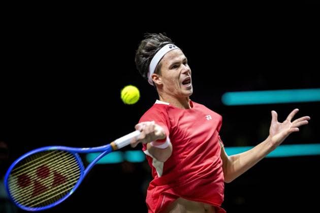 ROTTERDAM - Daniel Altmaier (GER) in action against Alex de Minaur (AUS) on the fifth day of the ABN AMRO Open tennis tournament in Ahoy. ANP SANDER KONIN ABN AMRO Open - Day Five 2025 xVIxANPxSportx xxANPxIVx 519327446 originalFilename: 519327446.jpg