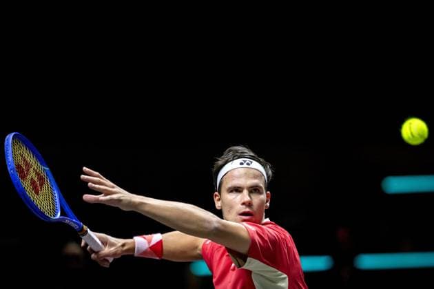 ROTTERDAM - Daniel Altmaier (GER) in action against Alex de Minaur (AUS) on the fifth day of the ABN AMRO Open tennis tournament in Ahoy. ANP SANDER KONIN ABN AMRO Open - Day Five 2025 xVIxANPxSportx xxANPxIVx 519327448 originalFilename: 519327448.jpg