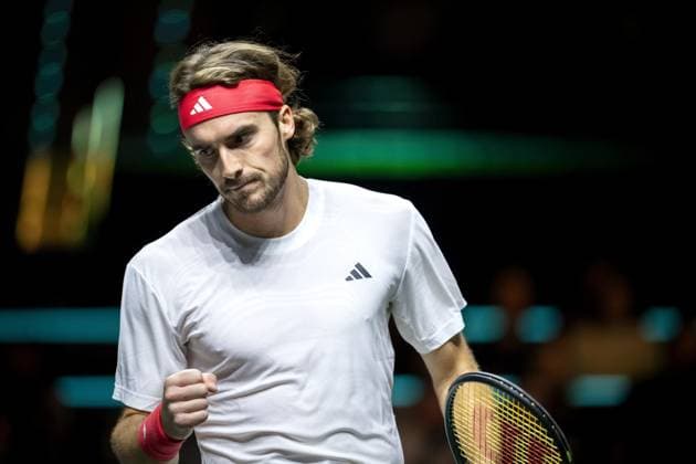 ROTTERDAM - Stefanos Tsitsipas (GRE) in action against Mattia Bellucci (ITA) on the fifth day of the ABN AMRO Open tennis tournament in Ahoy. ANP SANDER KING ABN AMRO Open - Day Five 2025 xVIxANPxSportx xxANPxIVx 519332971 originalFilename: 519332971.jpg