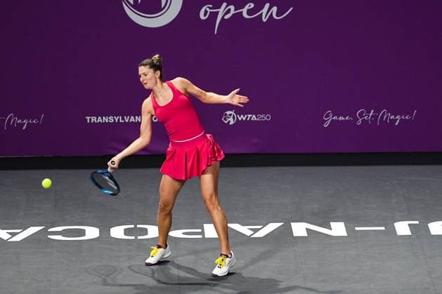 Transylvania Open 2025 - WTA, Tennis Damen 250 Tournament - Day 5 - Quarterfinals Irina-Camelia Begu competes during the quarterfinals of the Transylvania Open 2025, a WTA250 Tournament, at BT Arena in Cluj-Napoca, Romania, on February 7, 2025 Cluj-Napoca Romania  Copyright: xFlaviuxBuboix originalFilename:buboi-notitle250207_npX3c.jpg