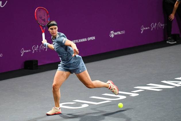 Transylvania Open 2025 - WTA, Tennis Damen 250 Tournament - Day 5 - Quarterfinals Anhelina Kalinina competes during the quarterfinals of the Transylvania Open 2025, a WTA250 Tournament, at BT Arena in Cluj-Napoca, Romania, on February 7, 2025 Cluj-Napoca Romania  Copyright: xFlaviuxBuboix originalFilename:buboi-notitle250207_npY02.jpg