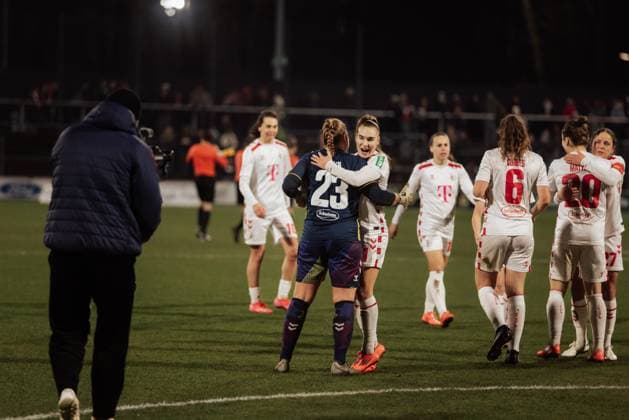 07 02 25, Women, Soccer, 1 BL, Season 2024 2025, 1 FC Köln VfL Wolfsburg, Matchday 13 Aurora Mikalsen 23 of 1 FC Koeln l cheers with Alena Bienz 11 of 1 FC Koeln KOELN Franz Kremer Stadion NRW Germany