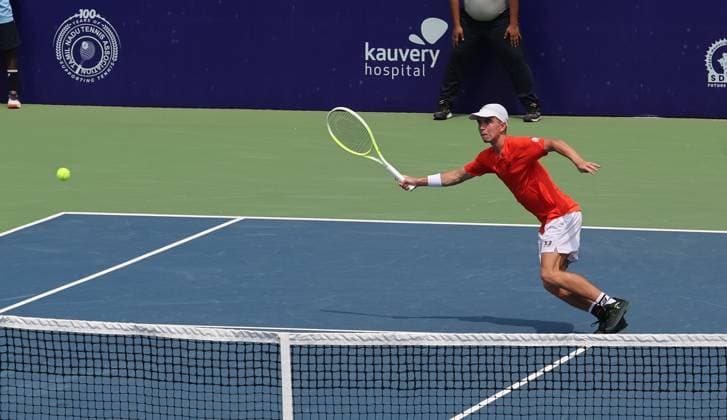 Chennai Open 2025: Chennai Open 2025: Kyrian JACQUET (FRA) vs Dalibor SVRCINA (CZE) Kyrian JACQUET (FRA) won by 6-4,6-1 Dalibor SVRCINA (CZE) in action Chennai SDAT Stadium INDIA Copyright: xSeshadrixSukumarx