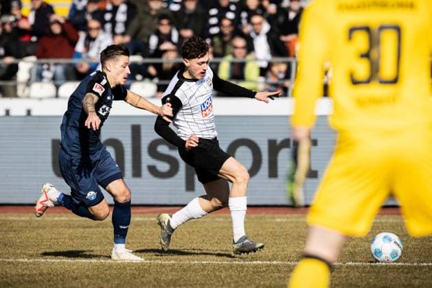 Soccer Men 2 Bundesliga 21 Matchday Season 2024 2025 SSV Ulm 1846 Football vs SC Paderborn 1907 08 02 2025 25 Tjark Scheller SC Paderborn , 30 Maurice Krattenmacher SSV Ulm 1846 Football DFL regulations prohibit any use of photographs as image sequences and or quasi video Ulm Donaustadion Baden Württemberg Germany