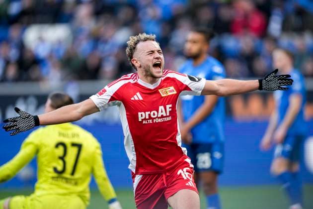 Goalscorer Benedict Hollerbach Union, 16 , player of 1 FC Union Berlin, cheers about the goal to 0 1, cheer, cheer, goal celebration, celebrate the goal, goal, celebration, cheers about the goal, rejoicing, joy, rejoices, optimistic, positive, match scene, highlight, single image, single photo, action, action, 08 02 2025, Sinsheim Germany , Soccer, Bundesliga, TSG 1899 Hoffenheim 1 FC Union Berlin, DFB DFL REGULATIONS PROHIBIT ANY USE OF PHOTOGRAPHS AS IMAGE SEQUENCES AND OR QUASI VIDEO xozx