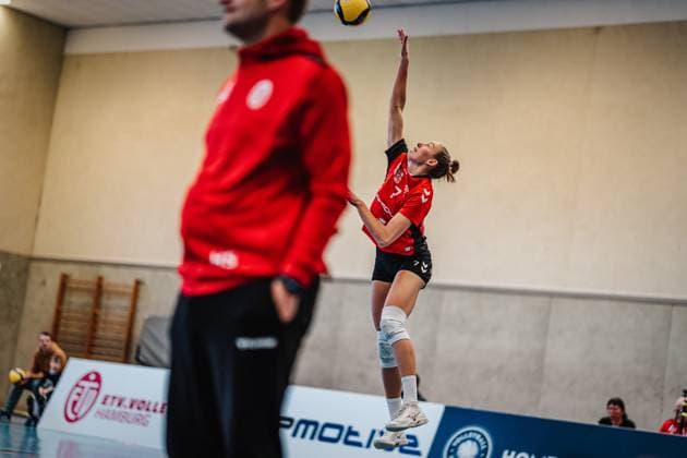 Volleyball Women Season 2024 2025 2 Volleyball Bundesliga Women Pro ETV Hamburg vs VCO Dresden 08 02 2025 Leonie Körtzinger 7, ETV Hamburg Hamburg Lokstedter Steindamm 52 Hamburg Germany