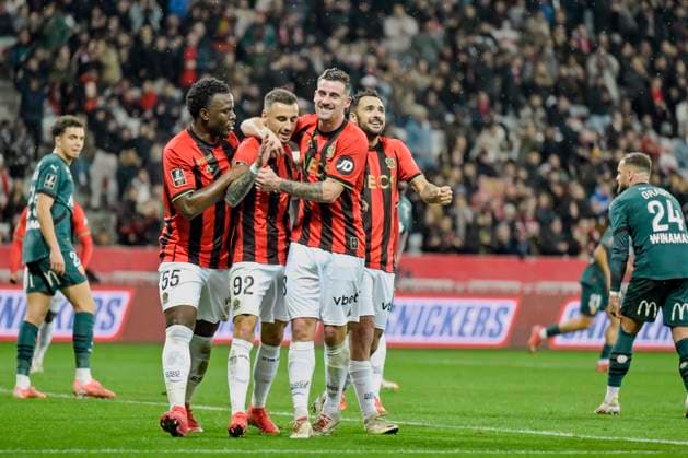 FOOTBALL : OGC Nice vs RC Lens - ligue 1 - 8 02 25 OGC Nice team reacts after goal of Nice™s defender 92 Jonathan Clauss during the French L1 football match between Nice (OGC Nice) and Lens (RC Lens) at Allianz Riviera Stadium of Nice, south France, on February 8, 2025. NICEFrance  Copyright: xfredxDIDES psnewzx