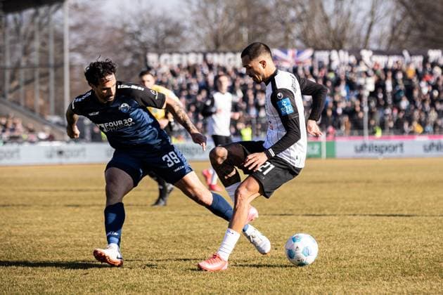 Soccer Men 2 Bundesliga 21 Matchday Season 2024 2025 SSV Ulm 1846 Soccer vs SC Paderborn 1907 08 02 2025 39 Adriano Grimaldi SC Paderborn , New arrival 21 Oliver Batista Meier SSV Ulm 1846 Soccer DFL regulations prohibit any use of photographs as image sequences and or quasi video Ulm Donaustadion Baden Württemberg Germany