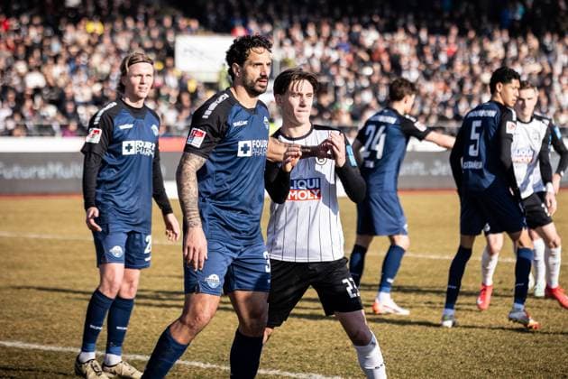 Soccer Men 2 Bundesliga 21 Matchday Season 2024 2025 SSV Ulm 1846 Football vs SC Paderborn 1907 08 02 2025 39 Adriano Grimaldi SC Paderborn , 23 Max Brandt SSV Ulm 1846 Football DFL regulations prohibit any use of photographs as image sequences and or quasi video Ulm Donaustadion Baden Württemberg Germany