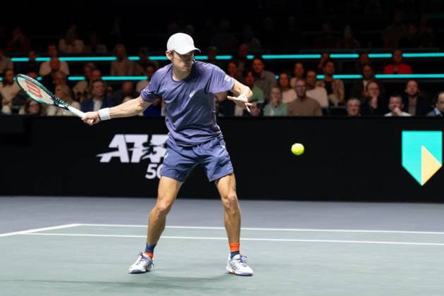 2025-02-08 ABN AMRO Open 2025 ROTTERDAM, NETHERLANDS - FEBRUARY 8: Alex de Minaur of Australia competing in the Men s Singles during the ABN AMRO Open 2025 at Rotterdam Ahoy on February 8, 2025 in Rotterdam, Netherlands. Rotterdam Rotterdam Ahoy Netherlands Content not available for redistribution in The Netherlands directly or indirectly through any third parties. Copyright: xMarleenxFouchierx