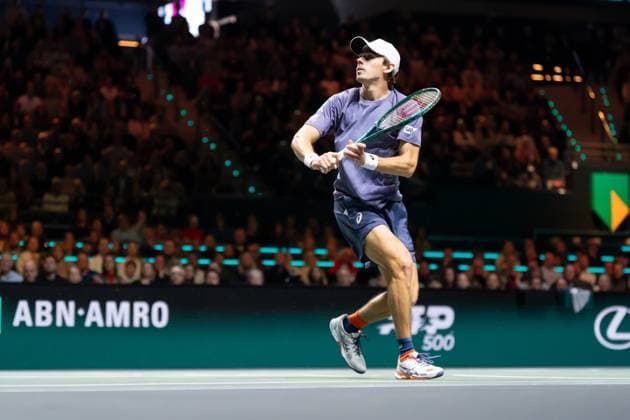 2025-02-08 ABN AMRO Open 2025 ROTTERDAM, NETHERLANDS - FEBRUARY 8: Alex de Minaur of Australia competing in the Men s Singles during the ABN AMRO Open 2025 at Rotterdam Ahoy on February 8, 2025 in Rotterdam, Netherlands. Rotterdam Rotterdam Ahoy Netherlands Content not available for redistribution in The Netherlands directly or indirectly through any third parties. Copyright: xMarleenxFouchierx