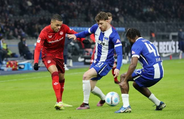 Jan Gyamerah, Pascal Klemens, Deyovaisio Zeefuik duel match scene action sports soccer soccer DFL 2 Bundesliga Men 21 Matchday Season 2024 2025 08 02 2025 Hertha BSC Berlin vs 1 FC Kaiserslautern FCK DFL regulations prohibit any use of photographs as image sequences and or quasi video