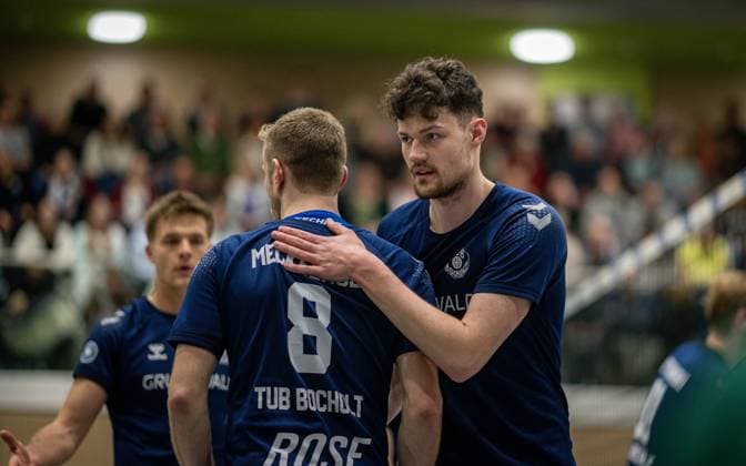 Volleyball, Season 2024 2025, 2 Bundesliga Nord, 08 02 2025, 16 Matchday, Men, TuB Bocholt blue vs SV Warnemuende red v l Thomas Eickelberg TuB Bocholt , Tobias Brendgen TuB Bocholt , Bocholt Sporthalle West Nordrhein Westfalen Germany 250208_vb_tub-bocholt_sv-warnemuende_38281