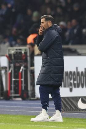 08 02 2025, xtgx, Soccer 2 Bundesliga, Hertha BSC Berlin 1 FC Kaiserslautern emspor, v l Cristian Fiel Hertha, coach disappointed, disappointed, looks disappointed, disappointed DFL DFB REGULATIONS PROHIBIT ANY USE OF PHOTOGRAPHS as IMAGE SEQUENCES and or QUASI VIDEO Berlin